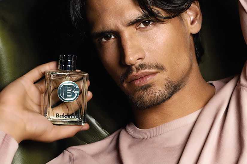 Самый сексуальный мужской парфюм в 2021 году: рейтинг модных ароматов для мужчин, популярные духи и туалетная вода