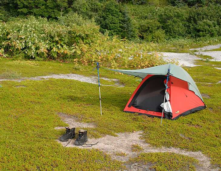 Выбираем лучшие туристические  палатки для комфортного похода на 2021 год