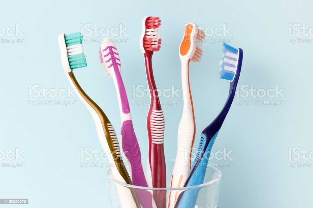 Электрическая зубная щетка: рейтинг лучших в 2020-2021 году. какую модель выбрать?