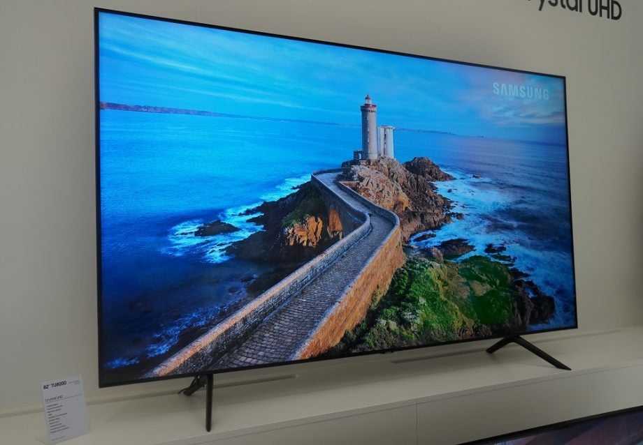 Эксперты «Омеги» составили рейтинг лучших телевизоров Samsung. Бренд не нуждается в рекламе, а лидирующие позиции на мировом рынке подтверждают надежность товаров. Остается только выбрать лучший для себя