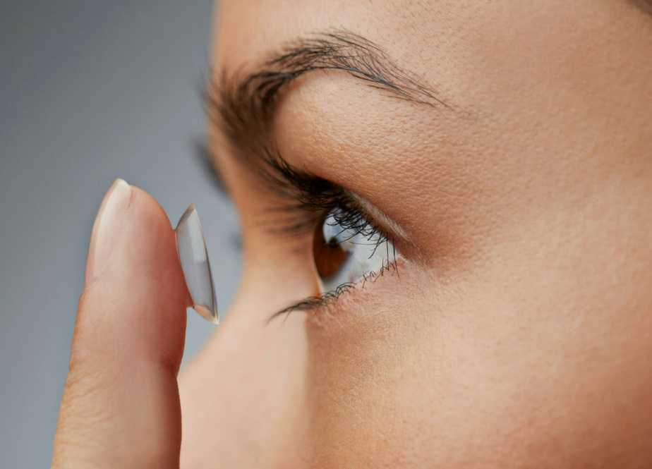 Лучшие контактные линзы для глаз: рейтинг контактных линз на месяц, однодневных, длительного ношения, для чувствительных глаз