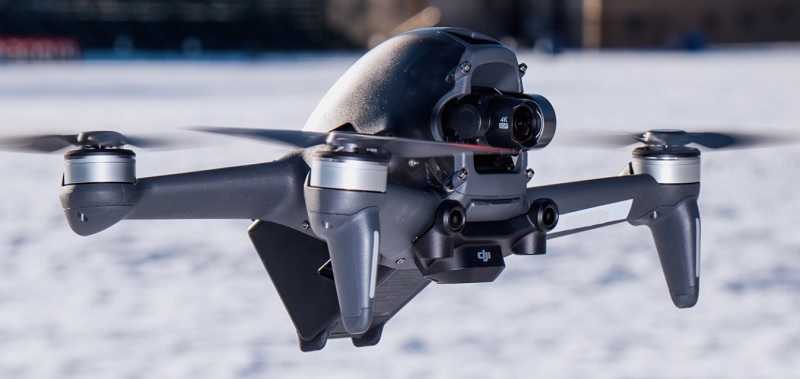 Топ-10 квадрокоптеров с камерой 2021: рейтинг лучших дронов