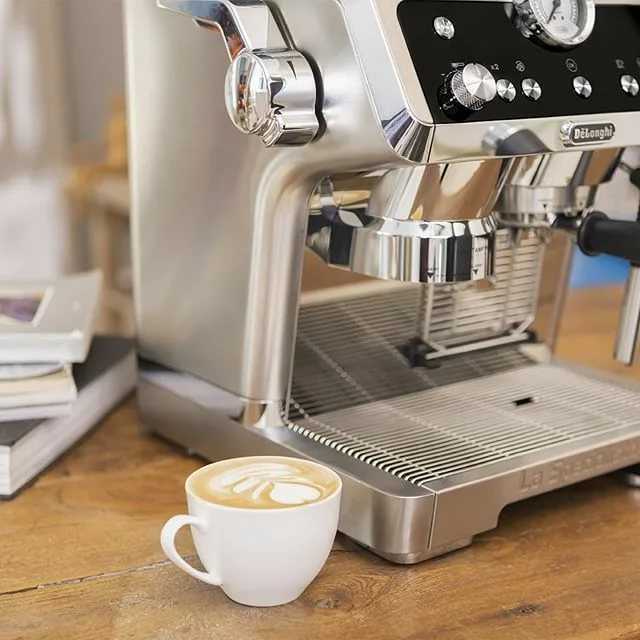 Топ 10 кофемашин с автоматическим капучинатором 2020-2021: рейтинг лучших для дома
