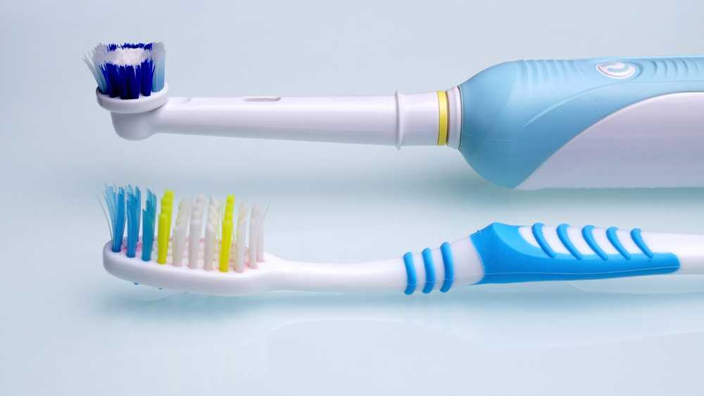Топ-22 лучших электрических зубных щеток: рейтинг 2020-2021 года и какую выбрать для взрослого